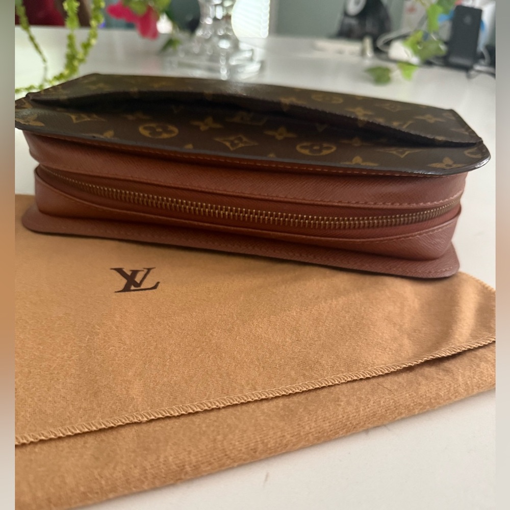 Louis Vuitton Pochette Orsay leather clutch bag ~ Never worn, VINTAGE - Picture 14 of 16